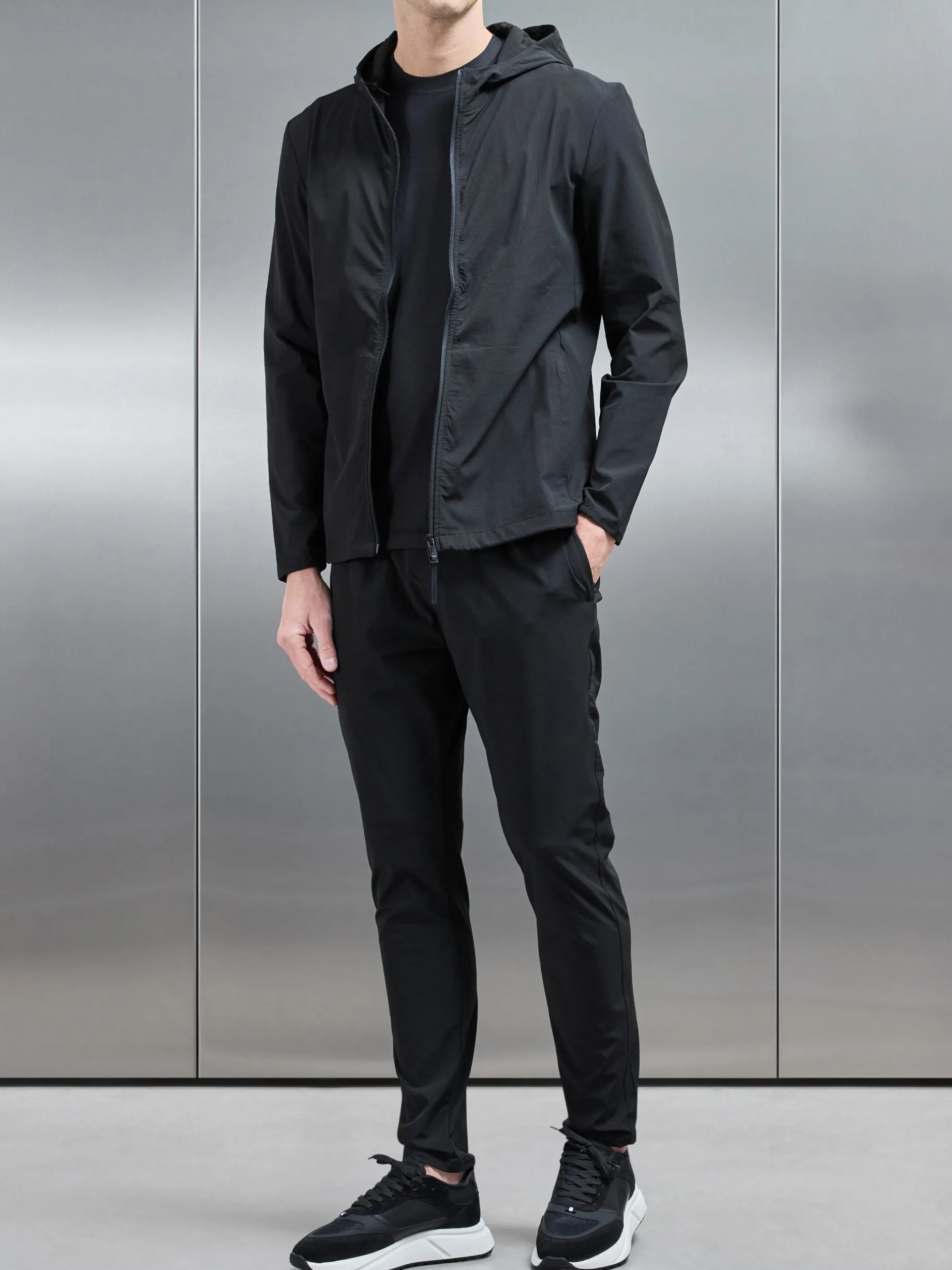 Active Technical Tapered Trackpant - Black