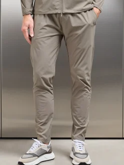 Active Technical Tapered Trackpant - Taupe