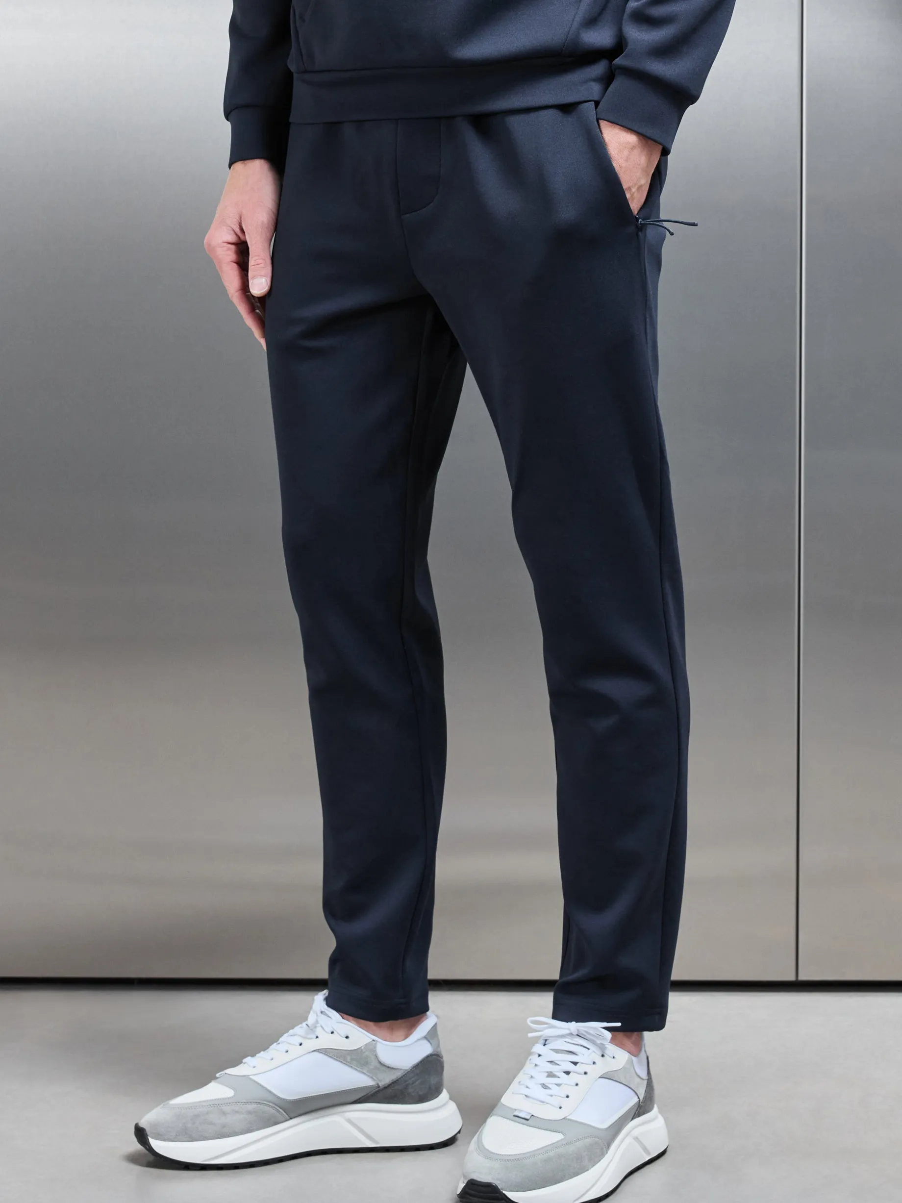 Active Technical Tapered Jogger - Navy