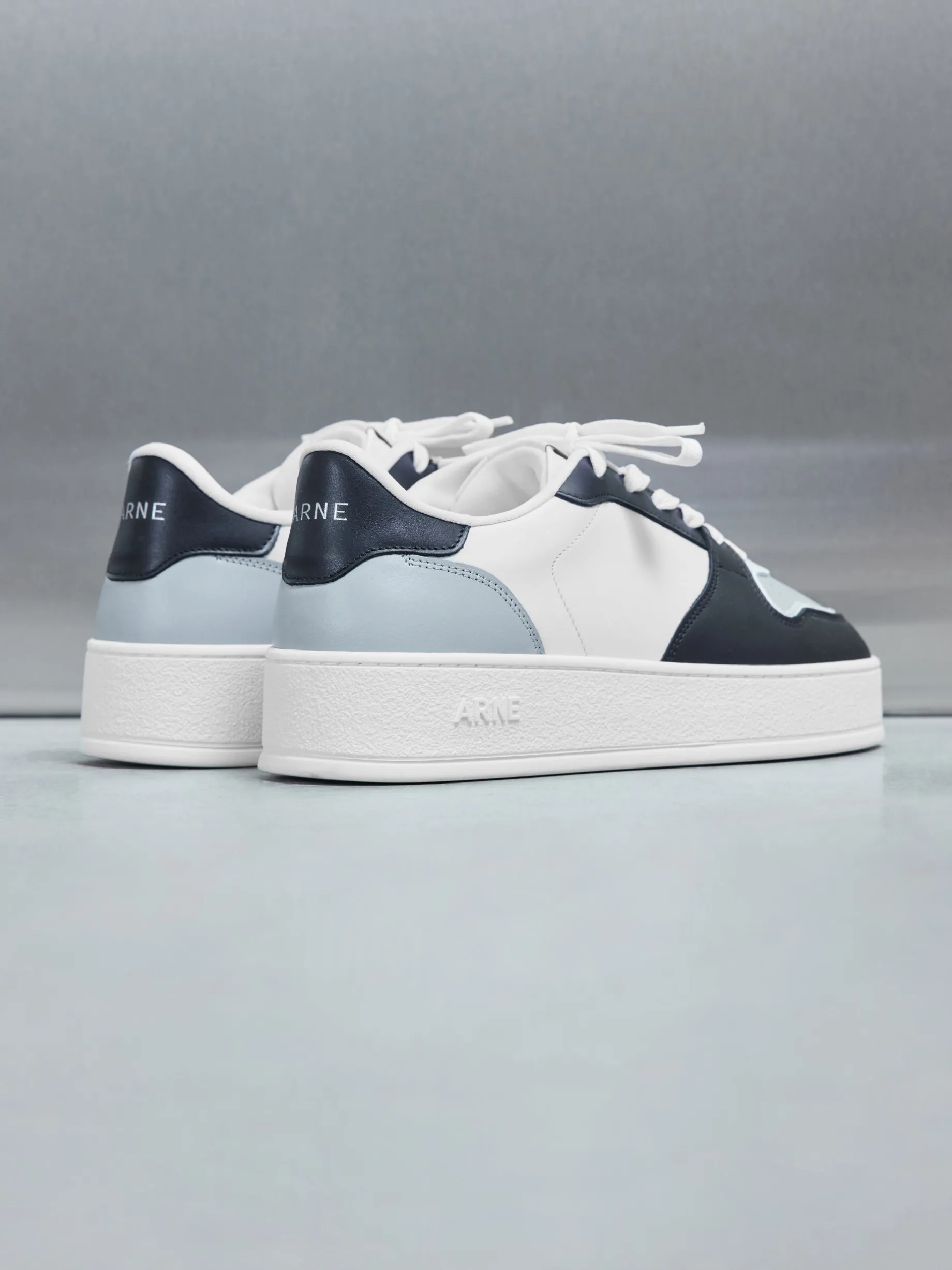 Arena Trainer - White Black Grey