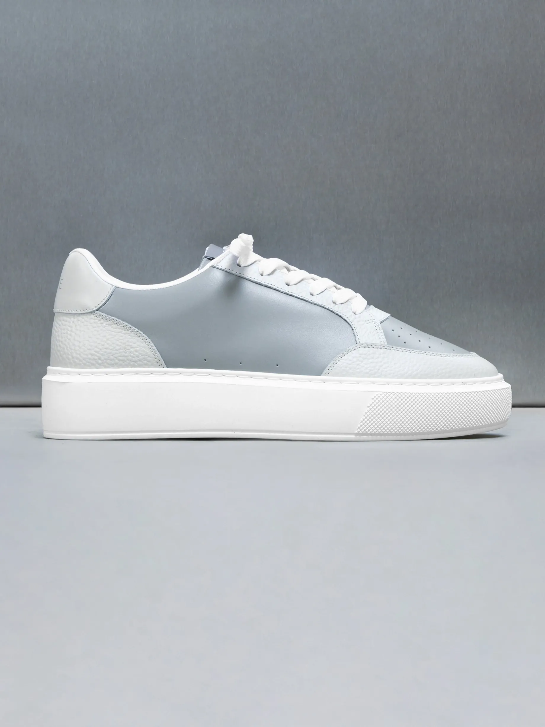 Court Trainer 2.0 - Grey Stone
