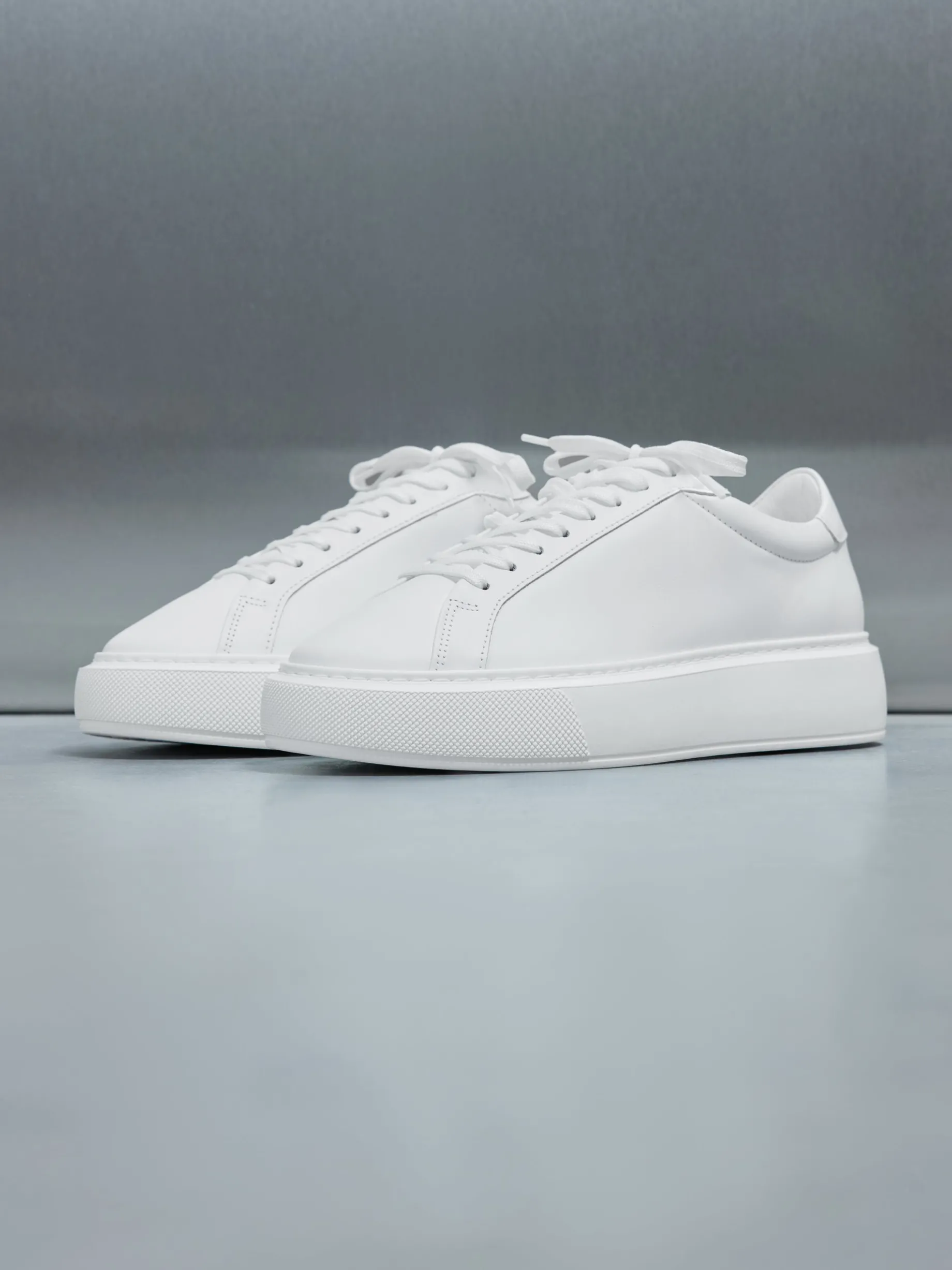 Essential Leather Trainer - White