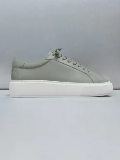 Essential Leather Trainer - Olive