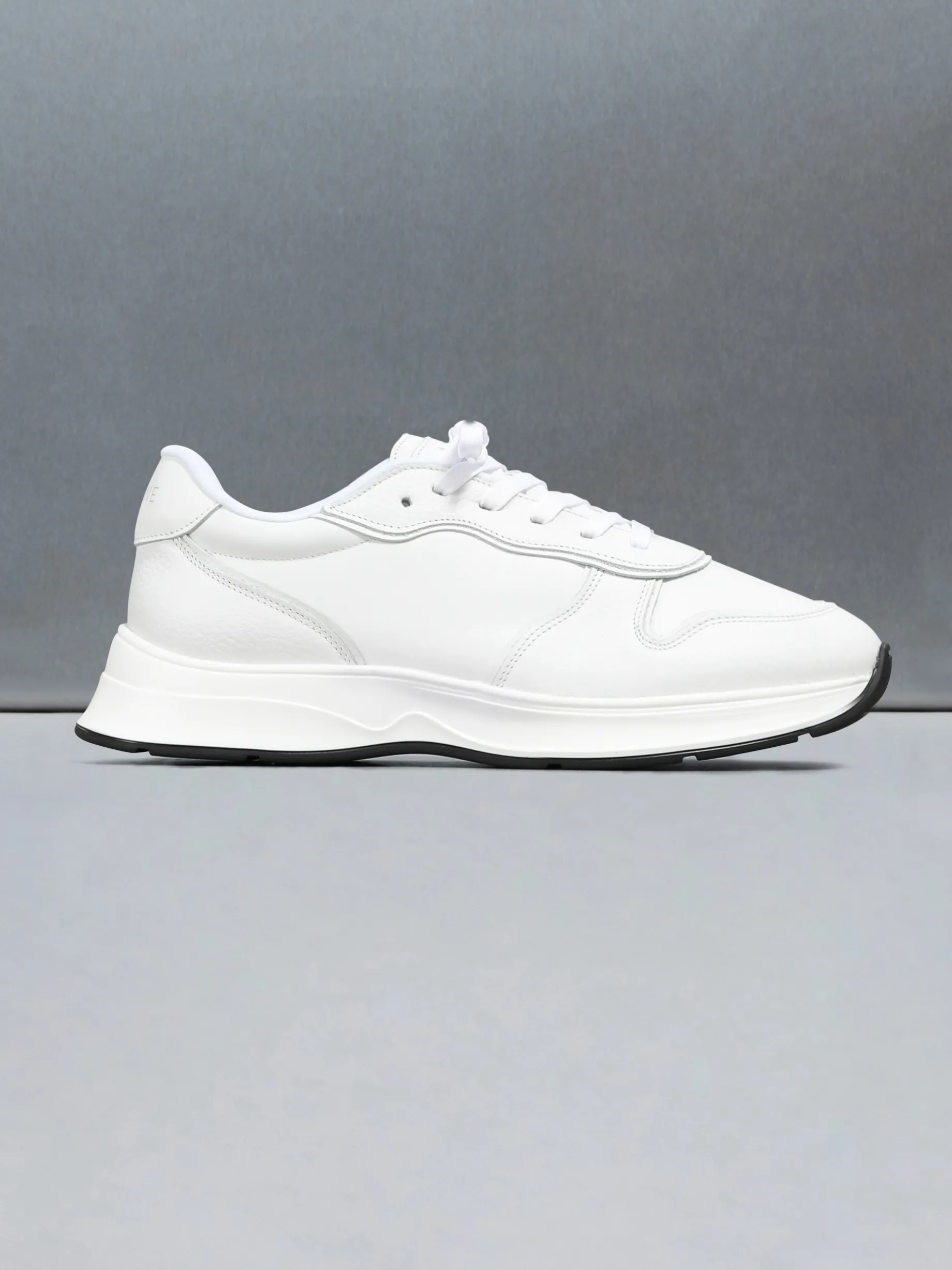 Hybrid Runner - Triple White