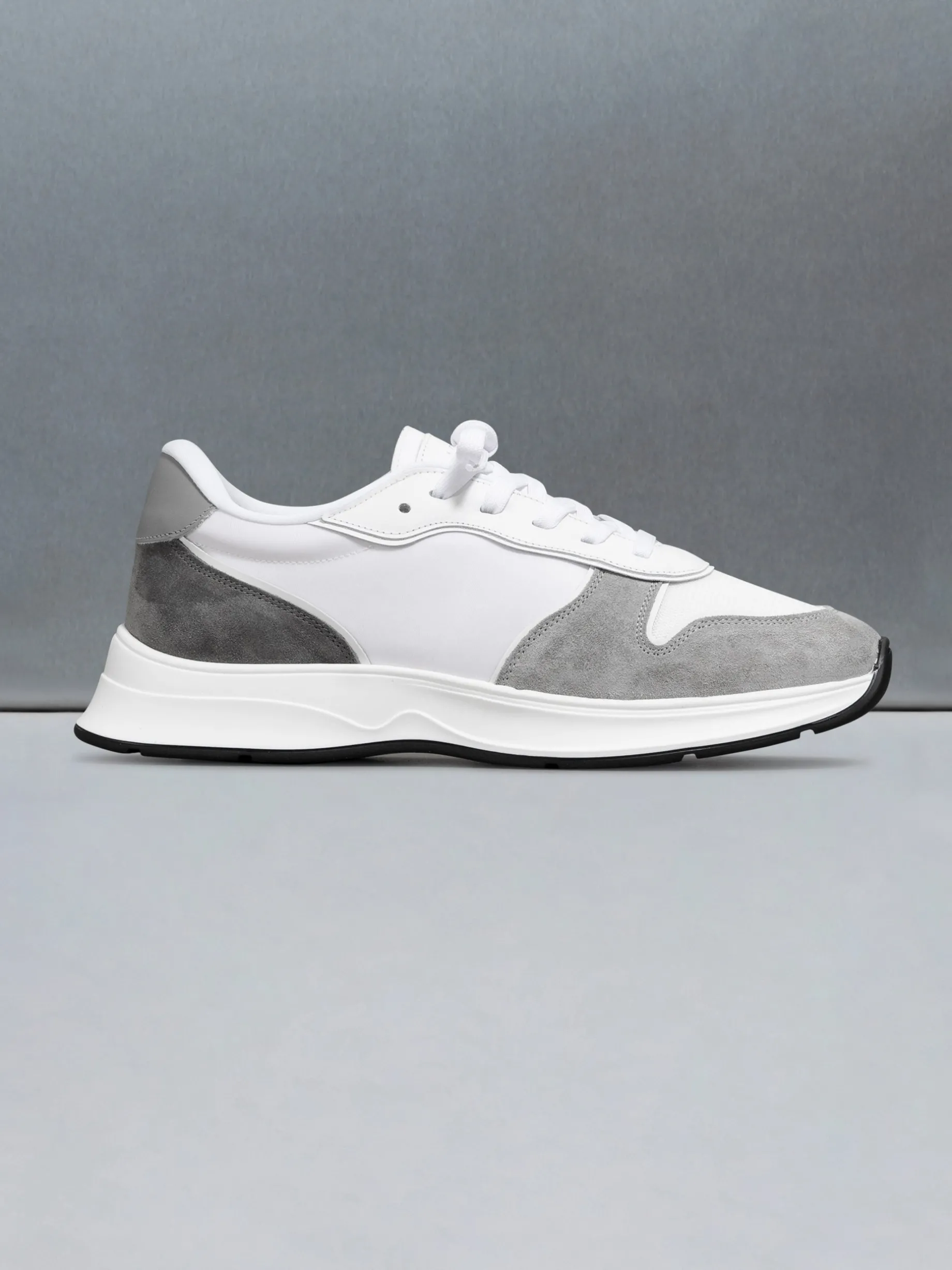 Hybrid Runner - White Grey