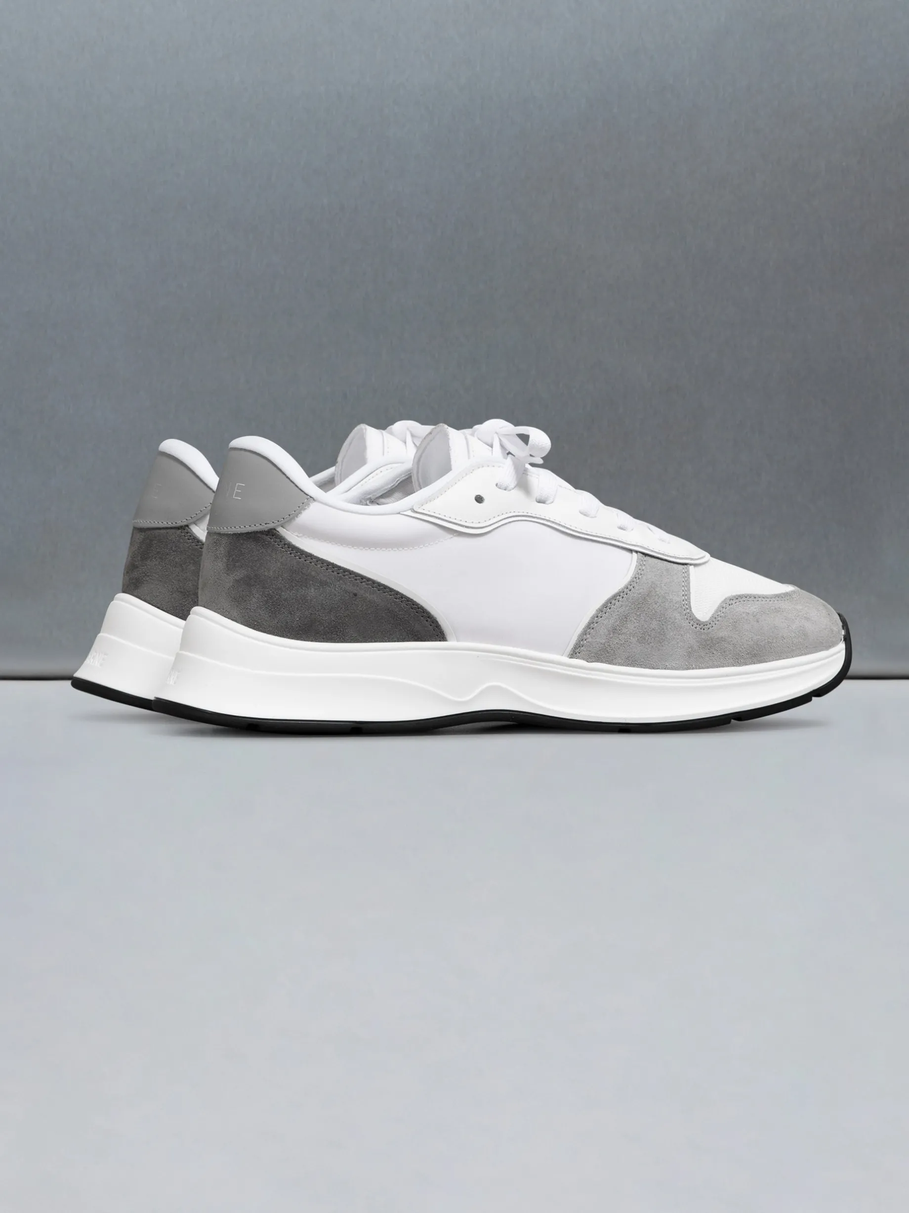 Hybrid Runner - White Grey