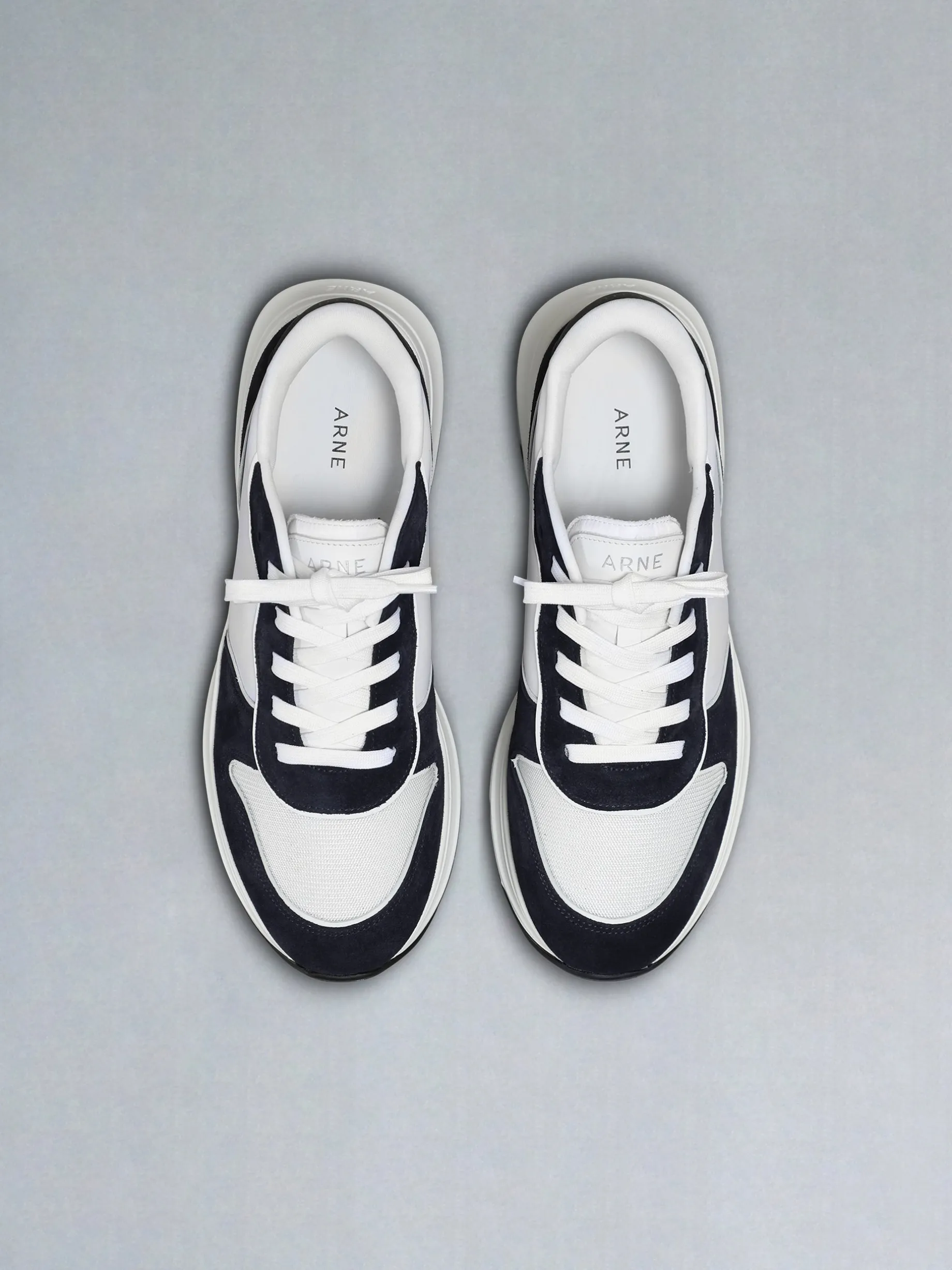Hybrid Runner - White Navy