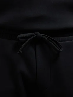 Interlock Jersey Tapered Jogger - Black