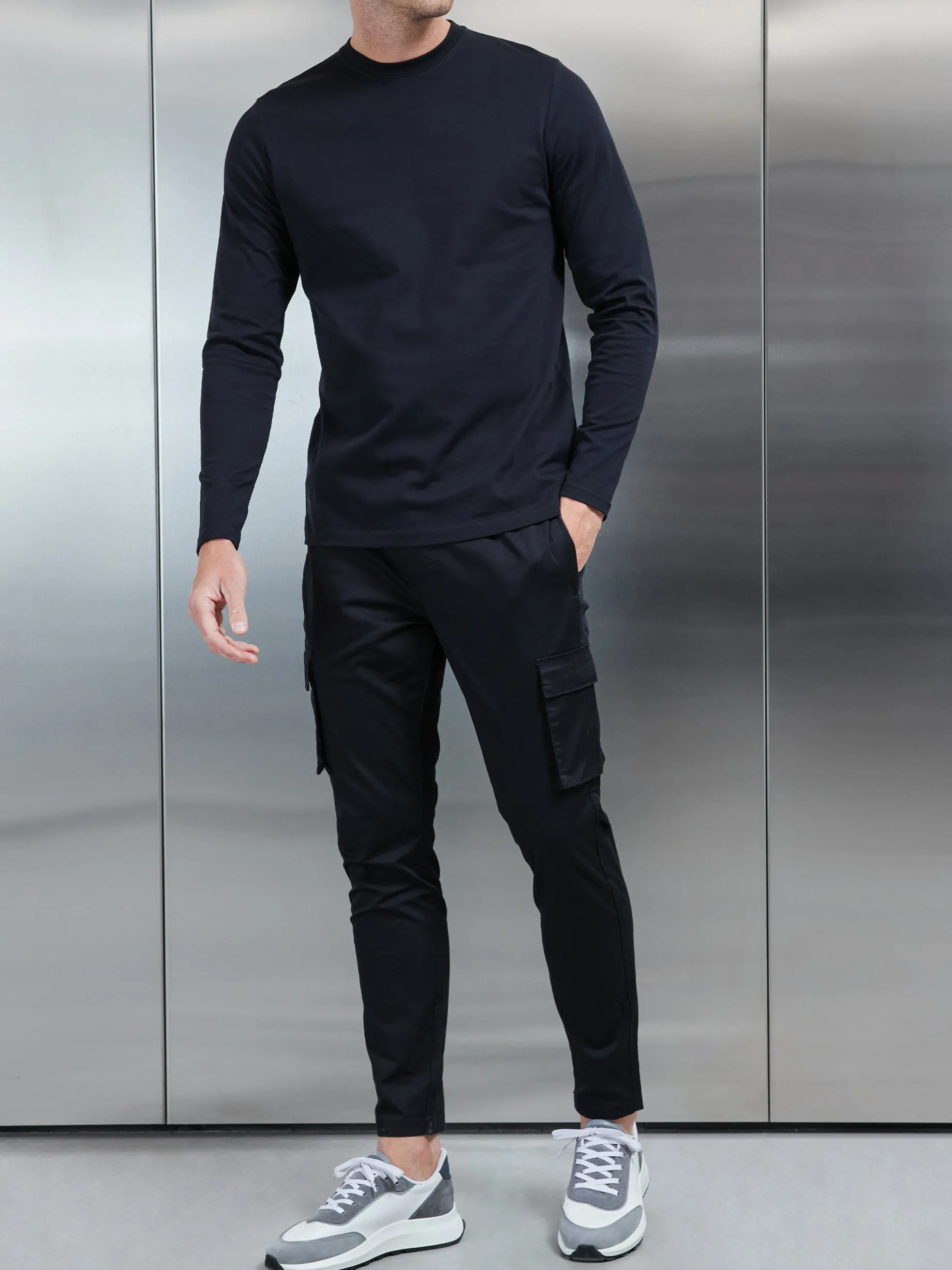 Long Sleeve Slim Fit T-Shirt - Black