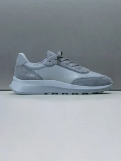 Low Runner - Triple Grey