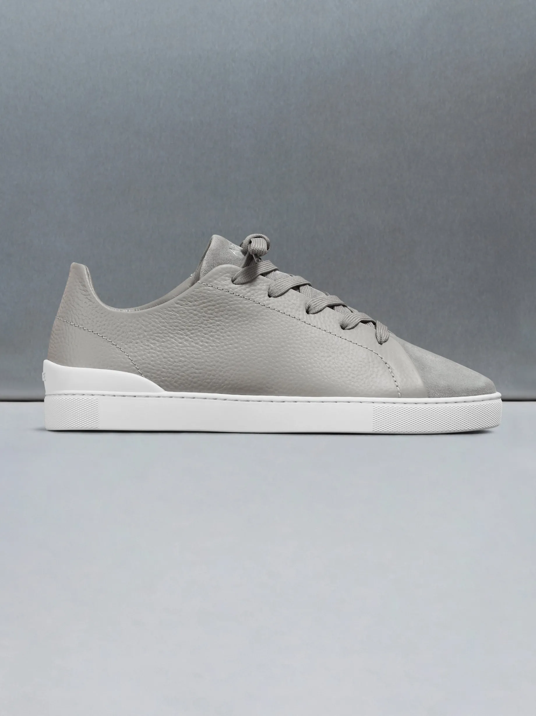 Low Trainer Tumbled Leather - Stone