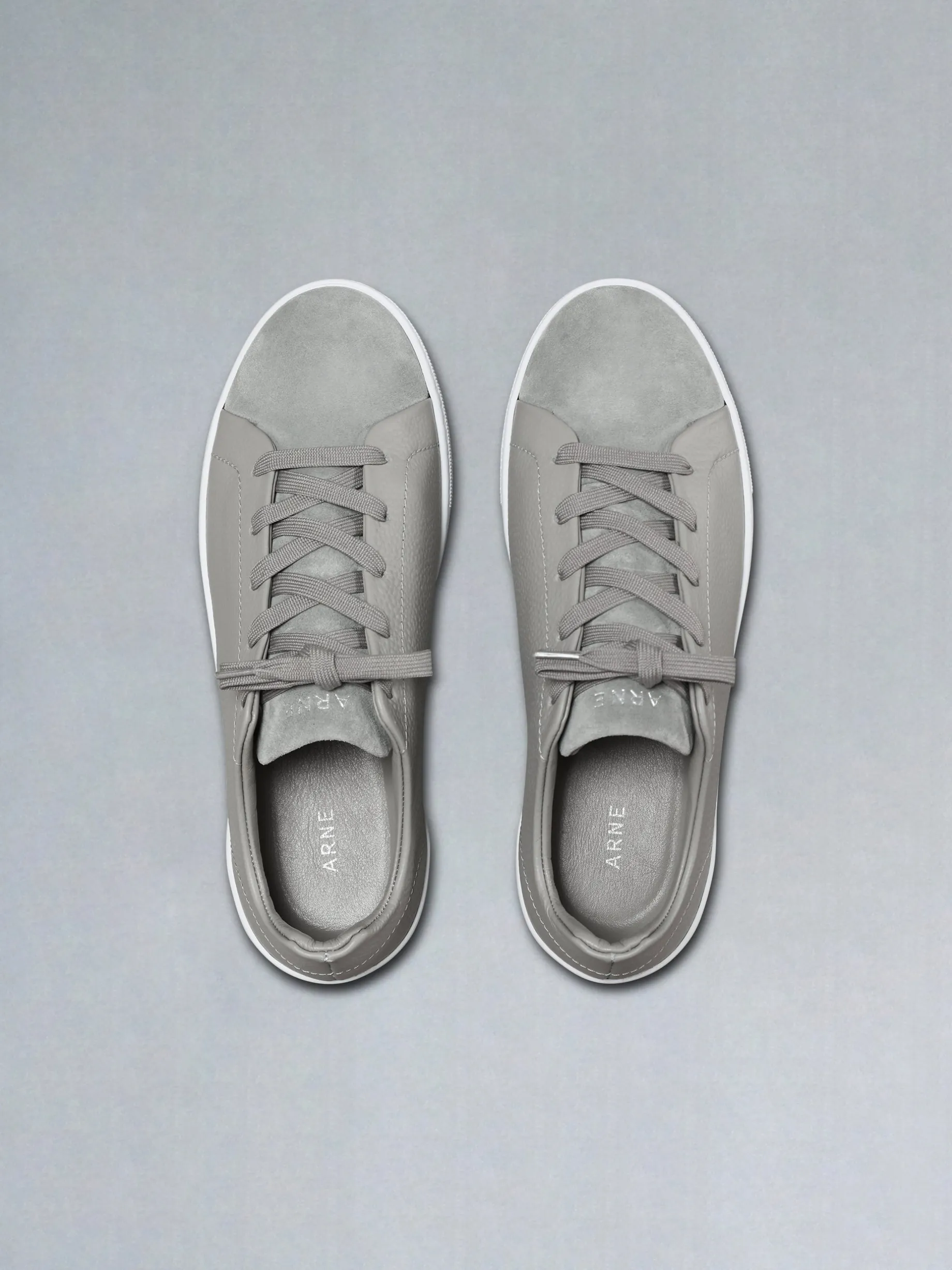 Low Trainer Tumbled Leather - Stone