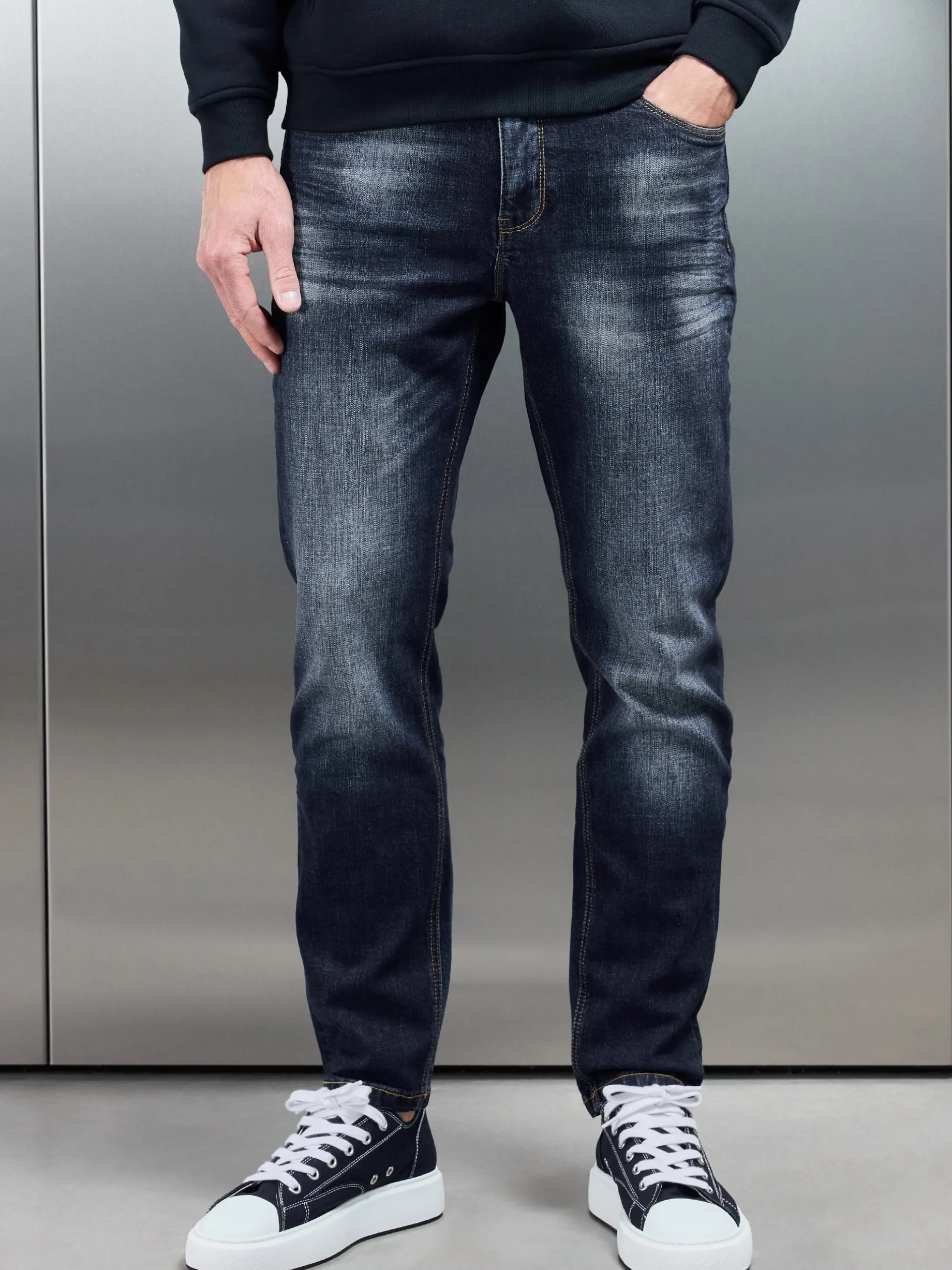 Relaxed Fit Denim Jeans - Dark Wash