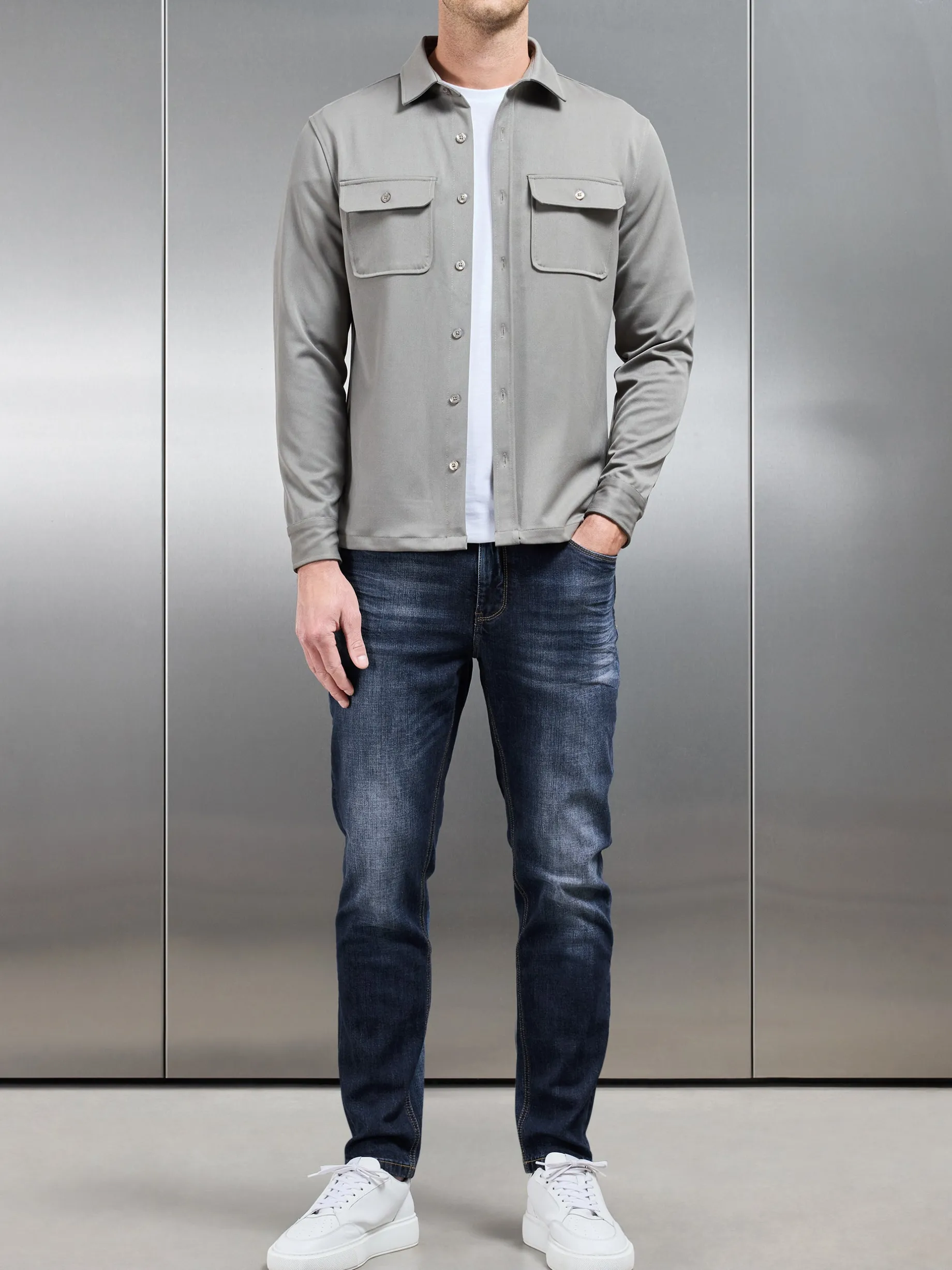 Relaxed Fit Denim Jeans - Dark Wash