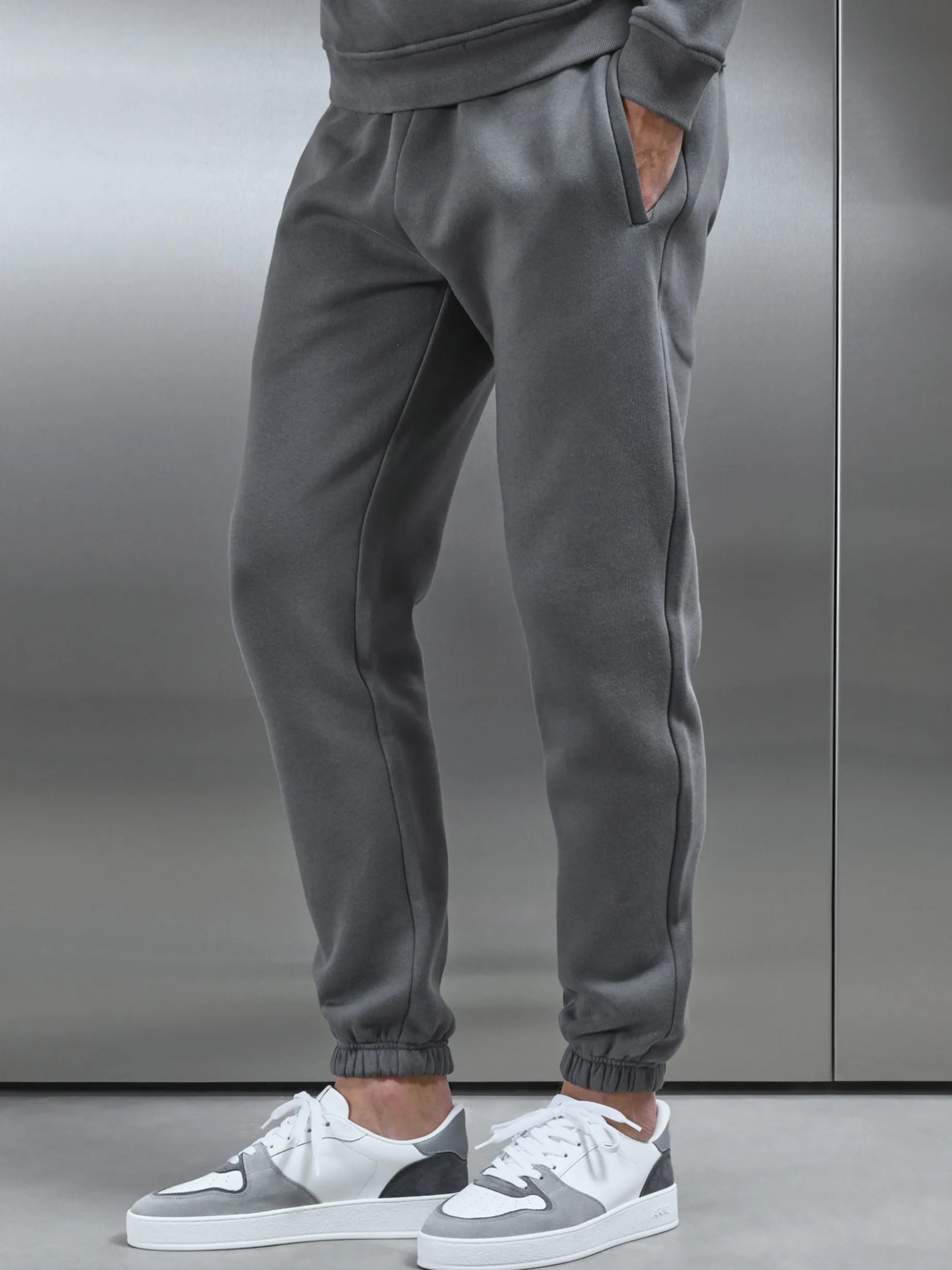 Relaxed Fit Jogger - Grey