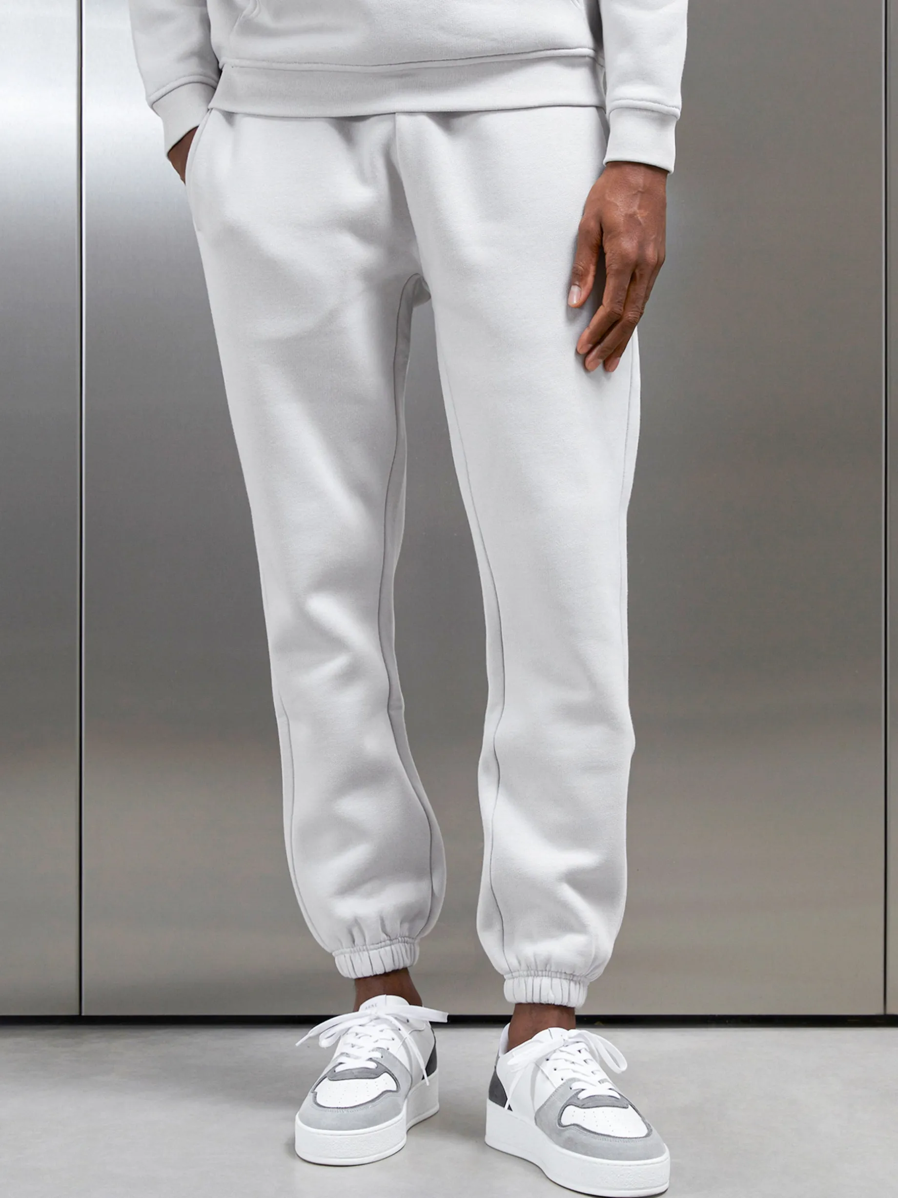 Relaxed Fit Jogger - Mid Grey