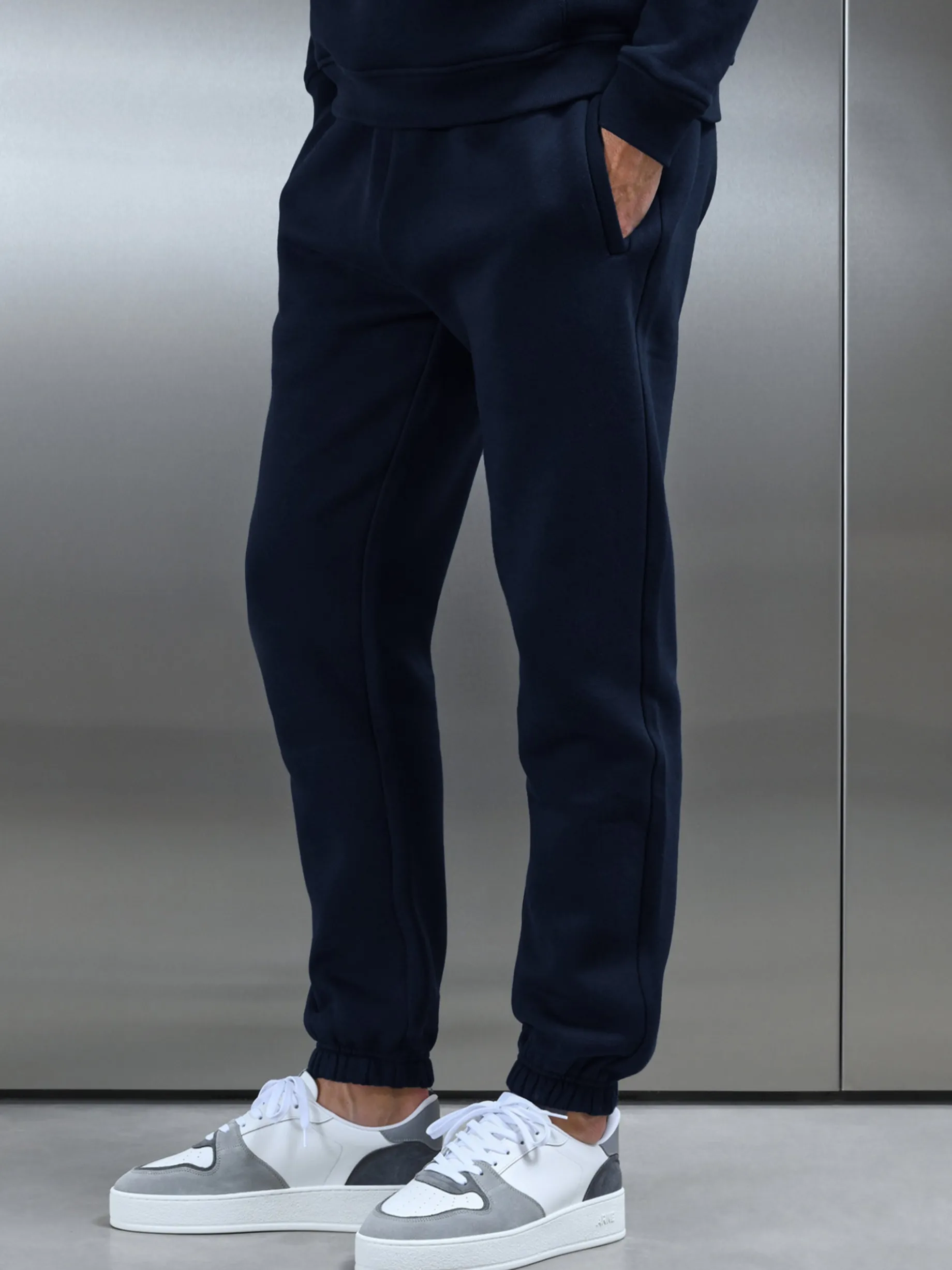 Relaxed Fit Jogger - Navy
