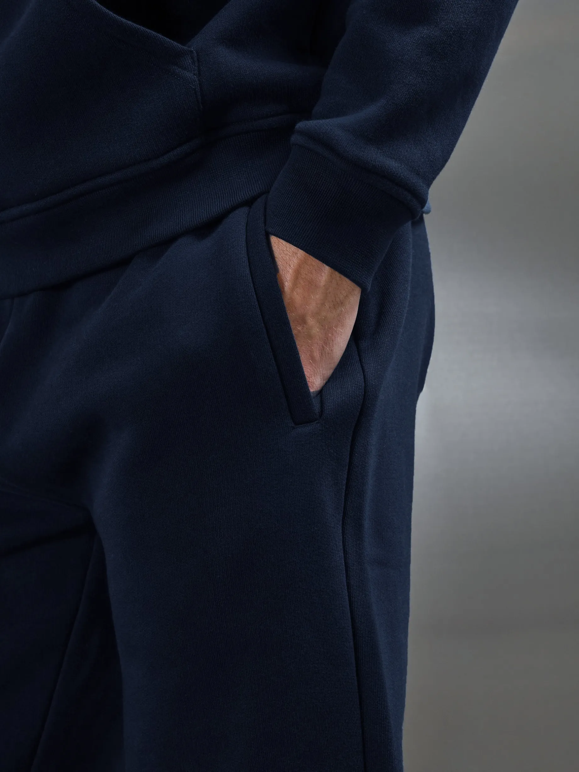 Relaxed Fit Jogger - Navy