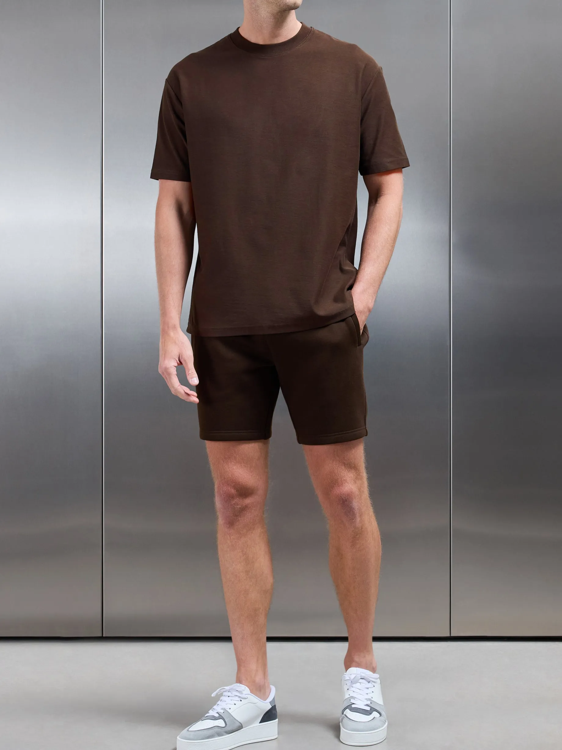 Relaxed Fit Short - Brown