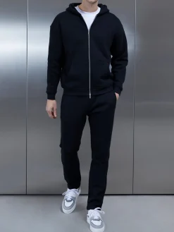 Relaxed Fit Tapered Leg Jogger - Black