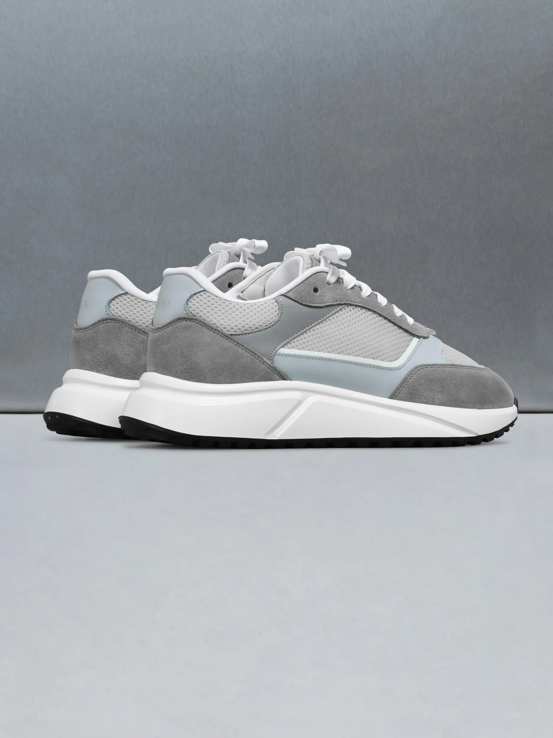 Technical Runner - Arctic Grey