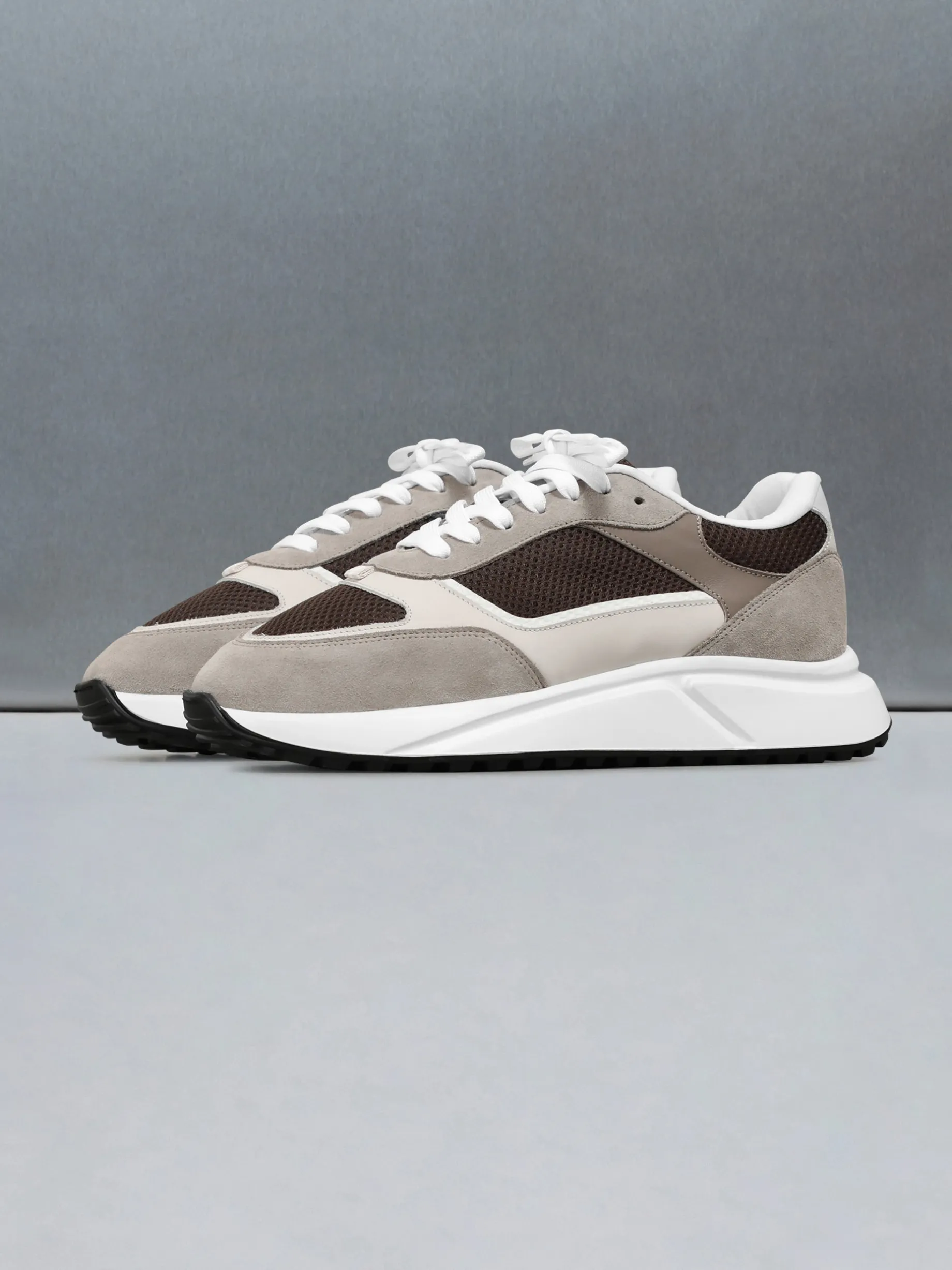 Technical Runner - Mocha