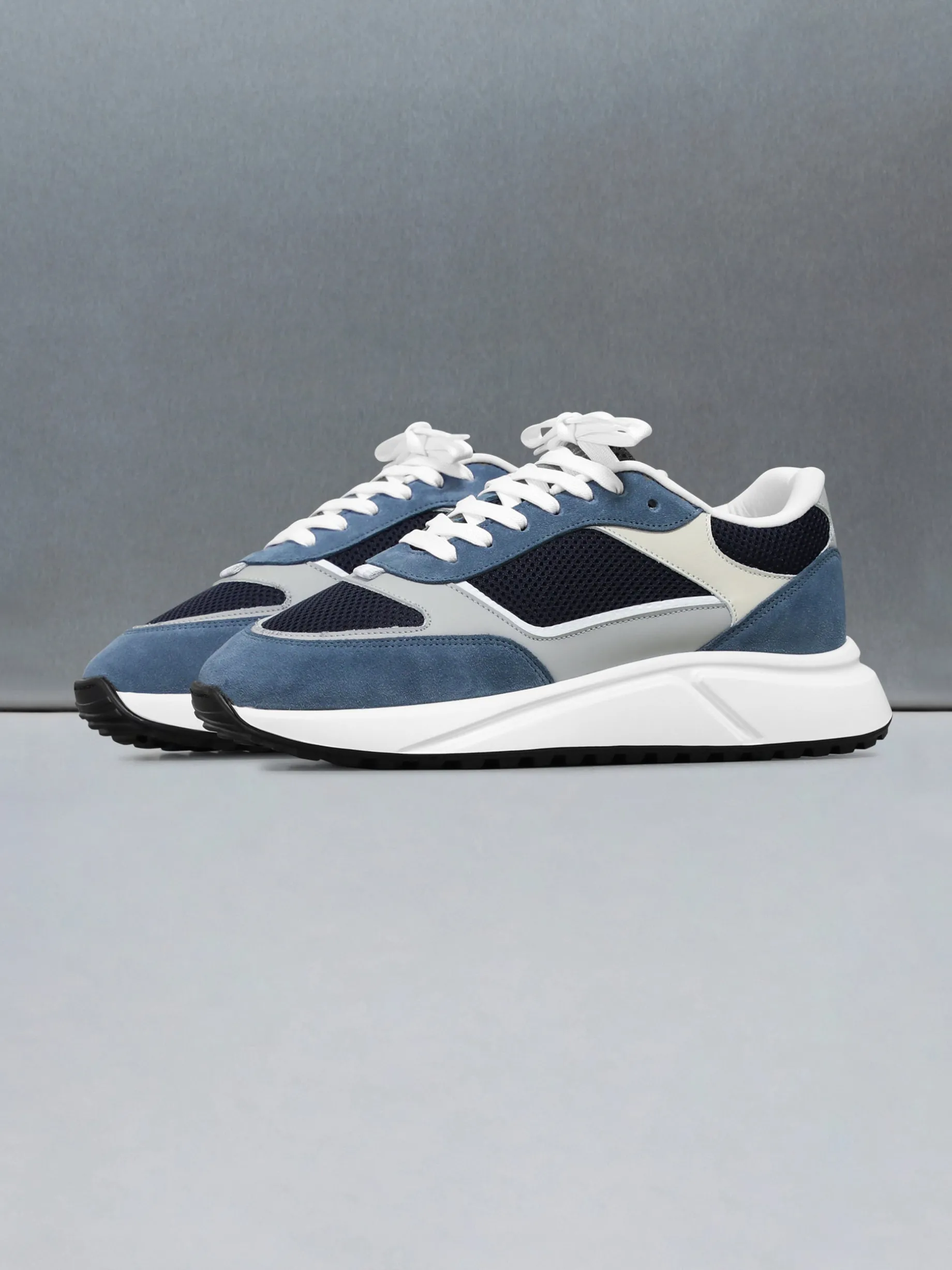 Technical Runner - Pacific Blue