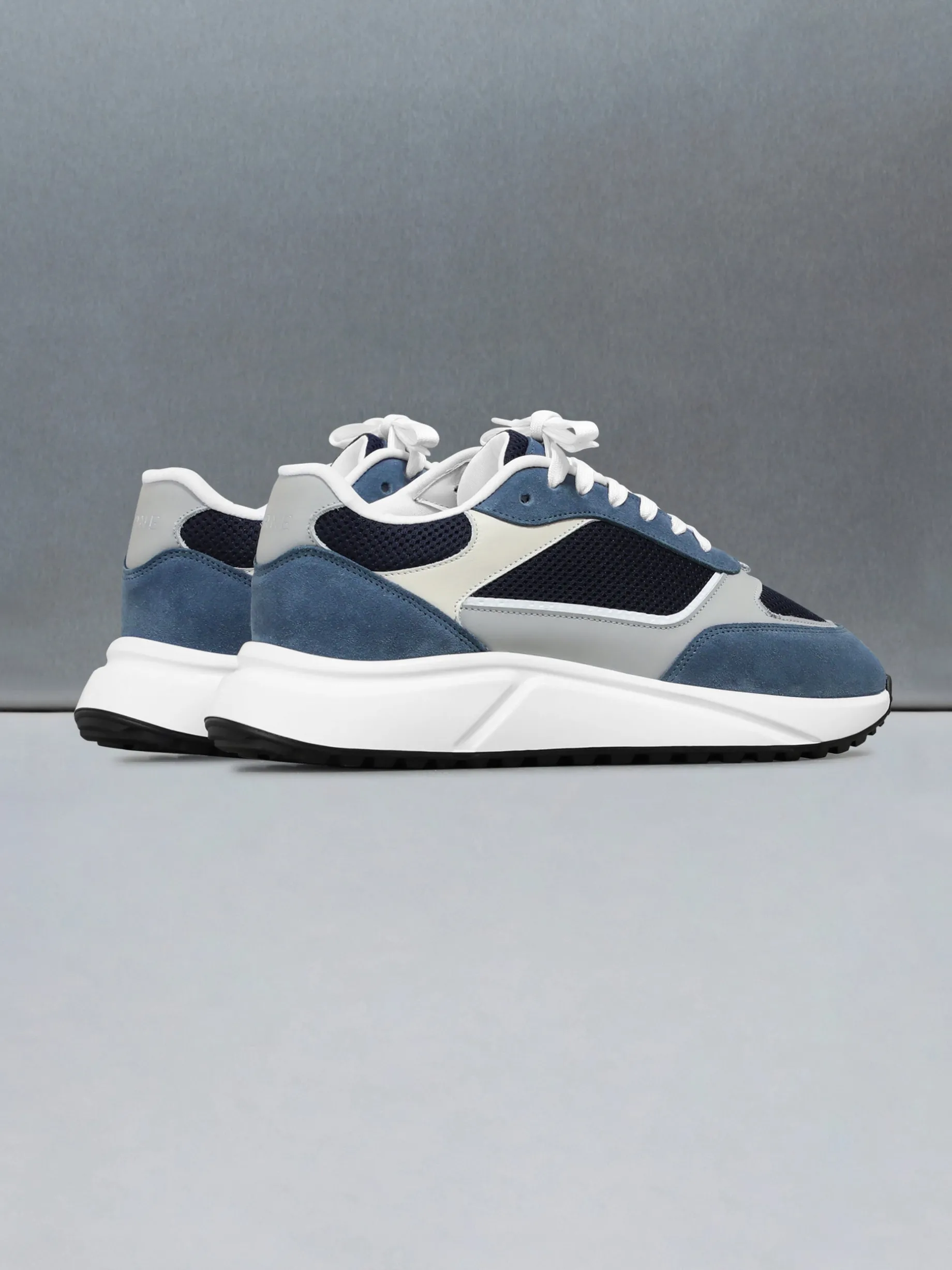 Technical Runner - Pacific Blue