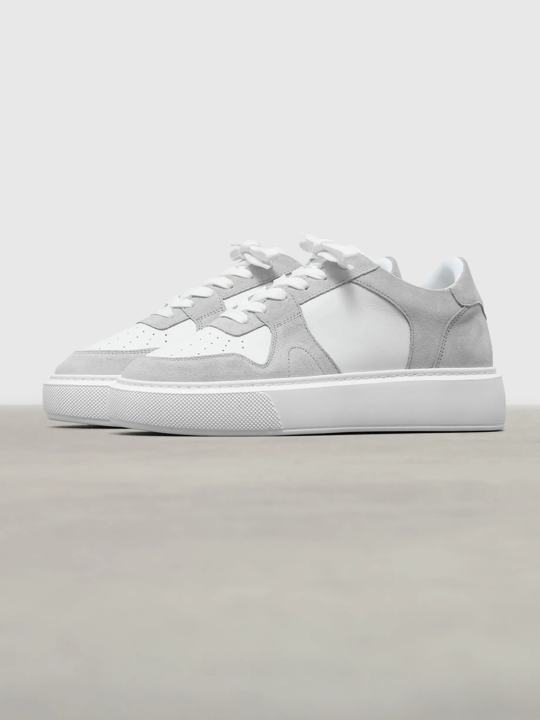 Womens Court Trainer - White Mid Grey