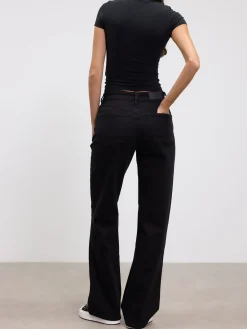 Womens Mid Rise Straight Denim Jean - Black