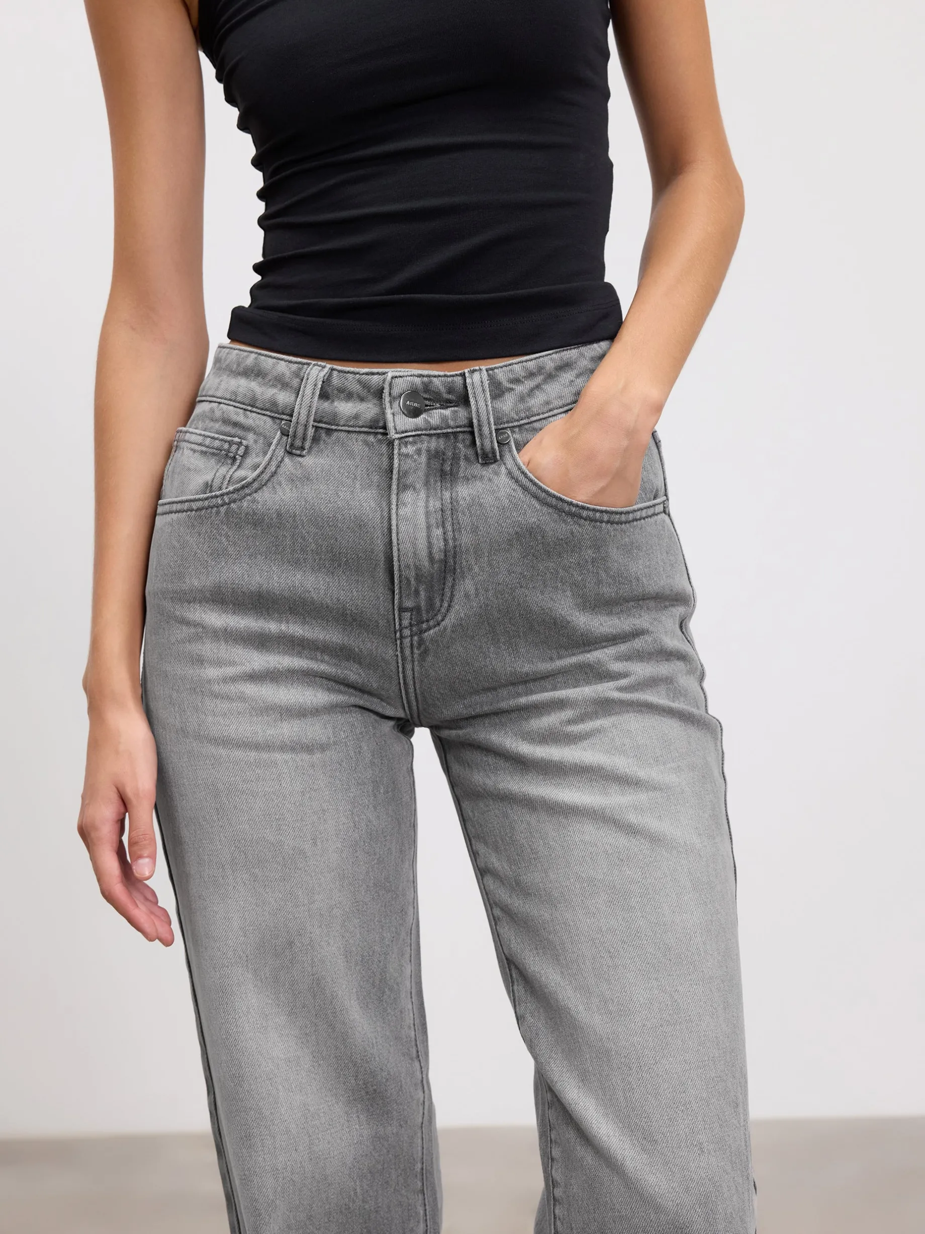 Womens Mid Rise Straight Denim Jean - Grey Wash