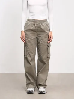 Womens Parachute Cargo Pant - Olive