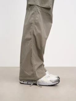 Womens Parachute Cargo Pant - Olive