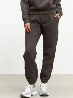 Womens Relaxed Cuffed Jogger - Brown