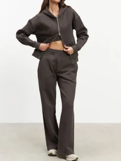 Womens Relaxed Straight Leg Jogger - Brown
